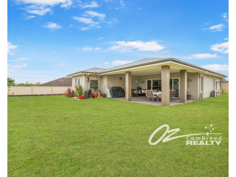 1 Firman Glen, St Georges Basin NSW 2540