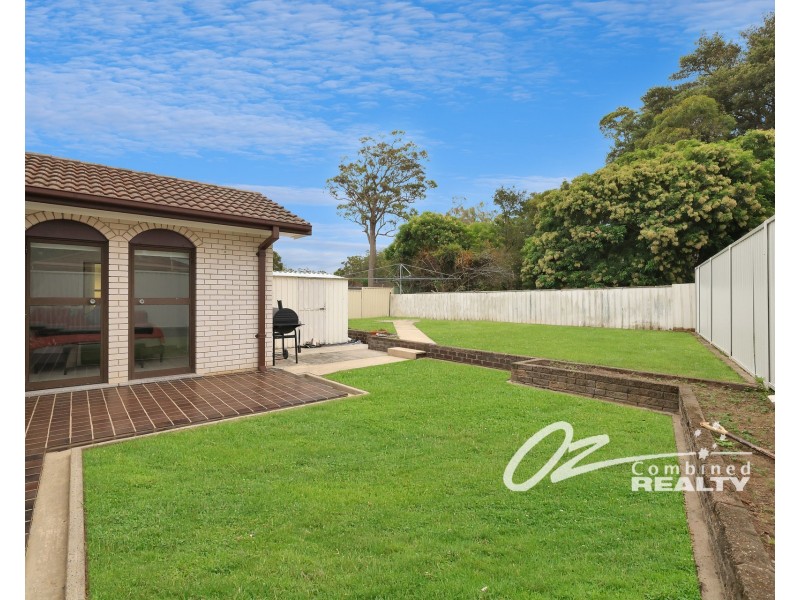 15 Yuroka Crescent, St Georges Basin NSW 2540