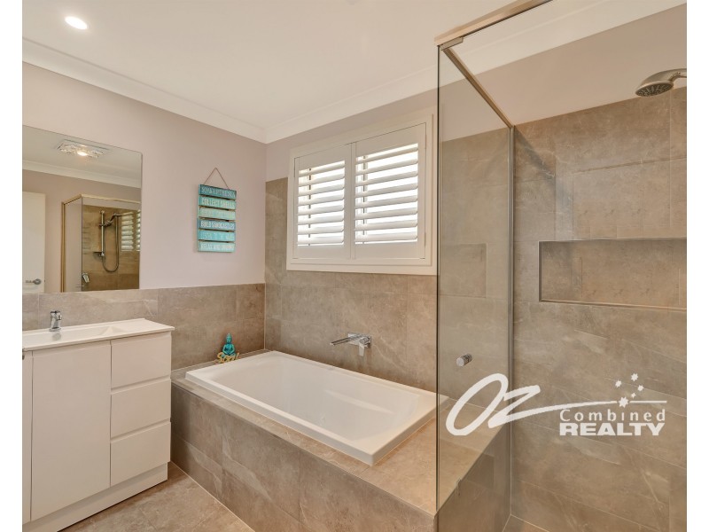 6 Blue Water Lane, Vincentia NSW 2540