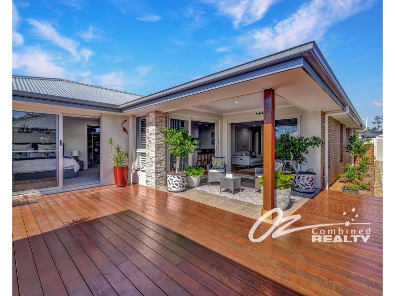 6 Blue Water Lane, Vincentia NSW 2540