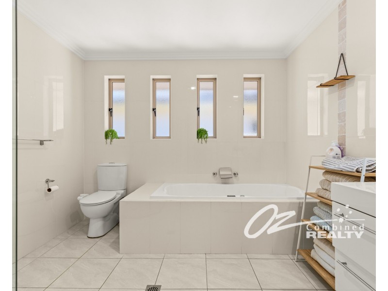 70 Anson Street, Sanctuary Point NSW 2540