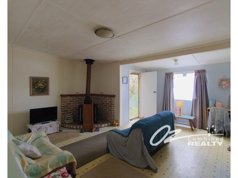 3 King George Street, Erowal Bay NSW 2540