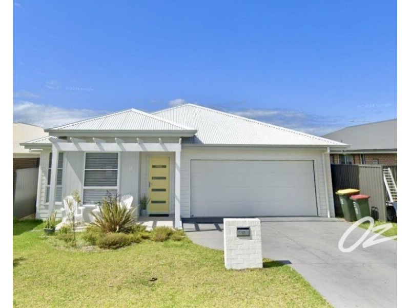 17 Windsail Lane, Vincentia NSW 2540