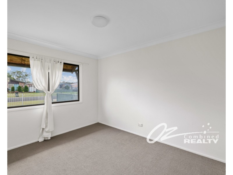 4 June Avenue, Basin View NSW 2540