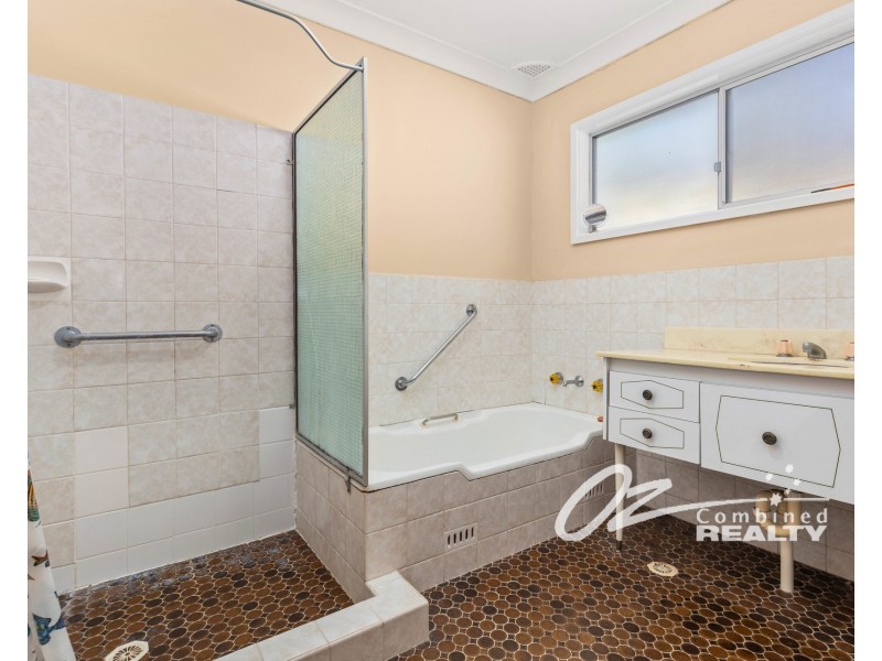 67 Walmer Avenue, Sanctuary Point NSW 2540