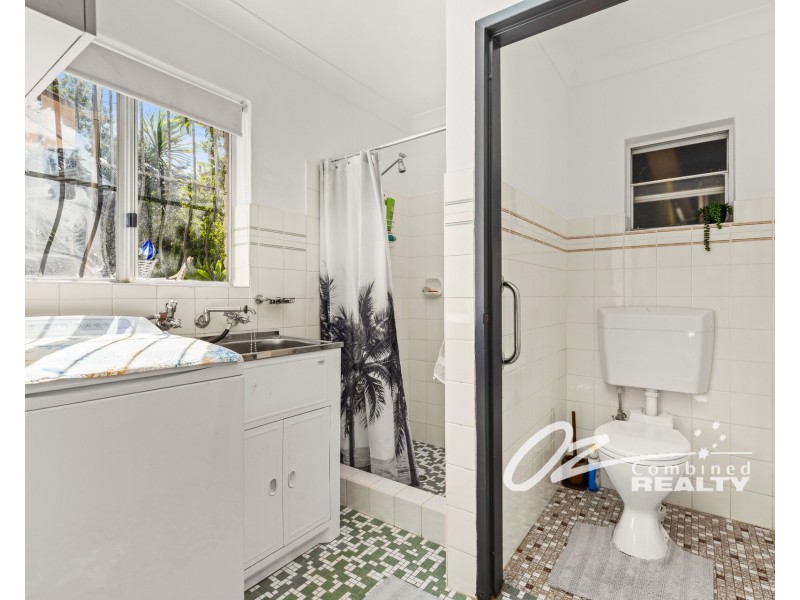 54 Tasman Road, St Georges Basin NSW 2540