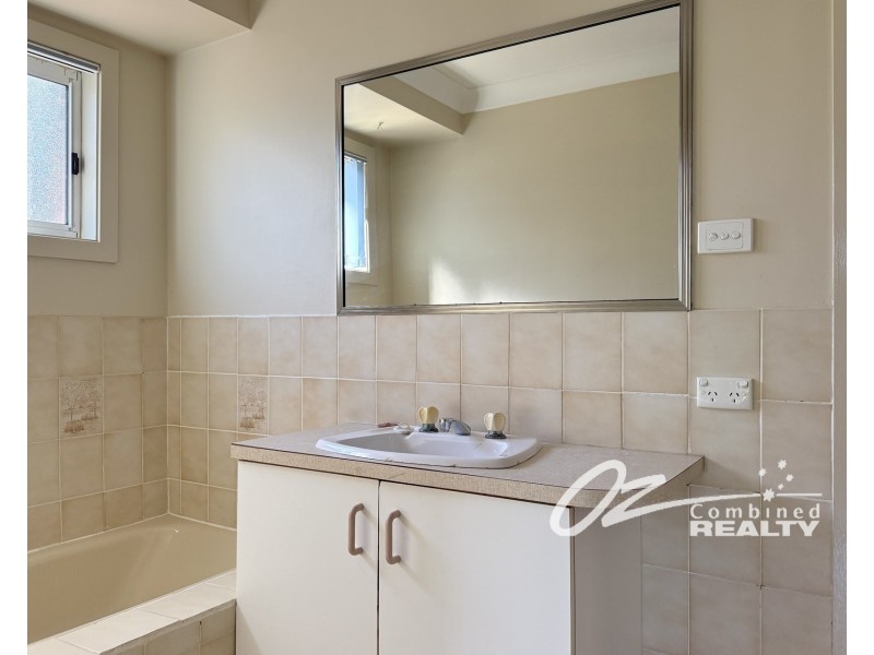 11 Avro Street, Sanctuary Point NSW 2540