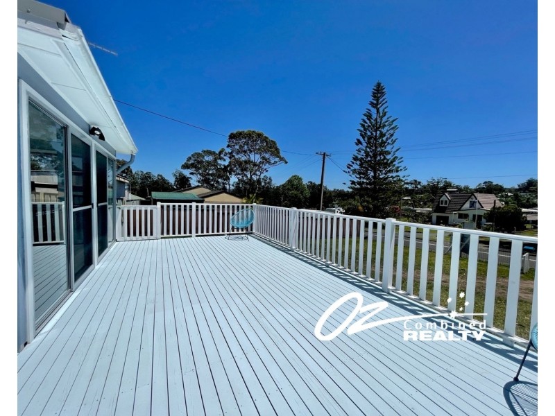 10 Lachlan Crescent, St Georges Basin NSW 2540