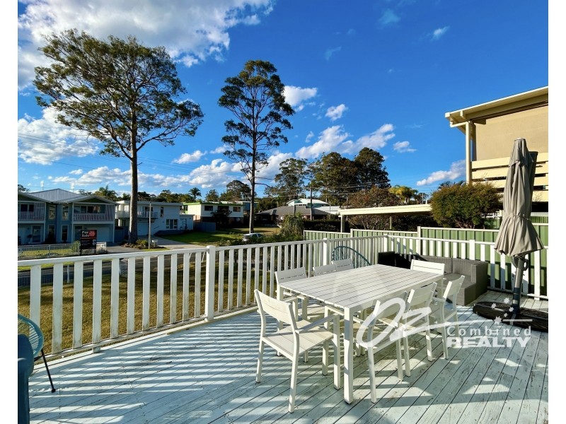 10 Lachlan Crescent, St Georges Basin NSW 2540