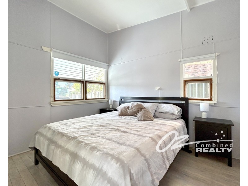 10 Lachlan Crescent, St Georges Basin NSW 2540