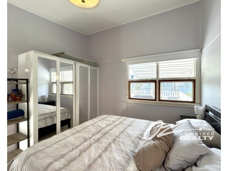 10 Lachlan Crescent, St Georges Basin NSW 2540