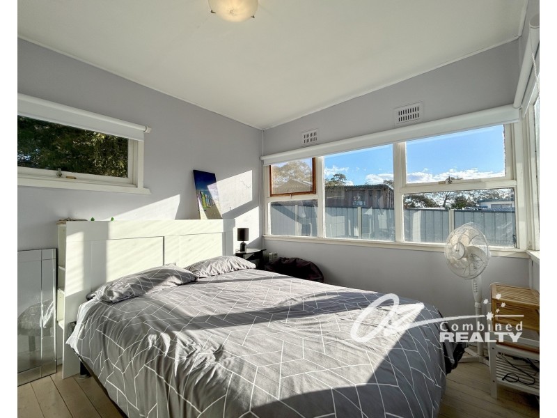 10 Lachlan Crescent, St Georges Basin NSW 2540