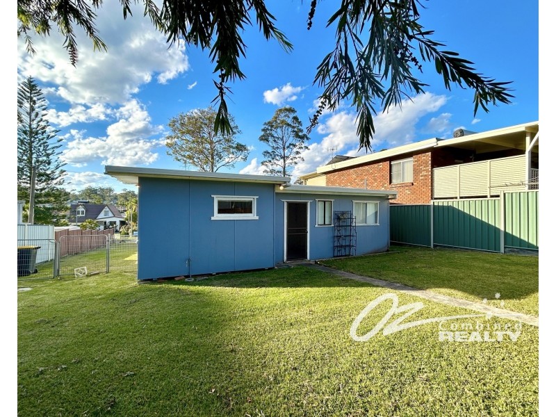 10 Lachlan Crescent, St Georges Basin NSW 2540