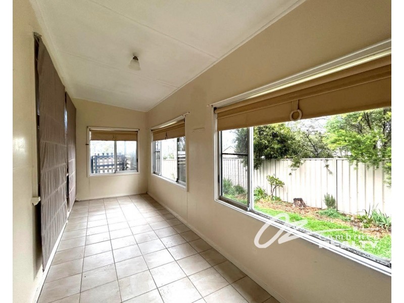 2 Bruce Street, St Georges Basin NSW 2540