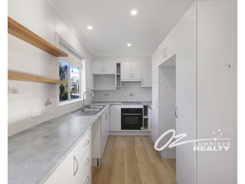 209 Macleans Point Road, Sanctuary Point NSW 2540