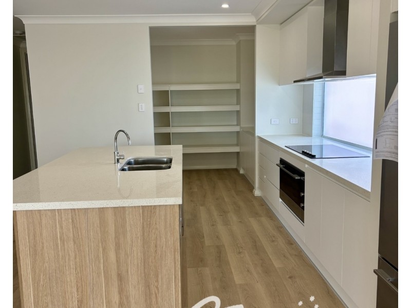 B/22 Namur Street, Vincentia NSW 2540