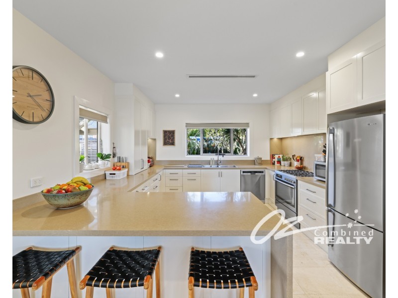 2 Admiralty Crescent, Huskisson NSW 2540