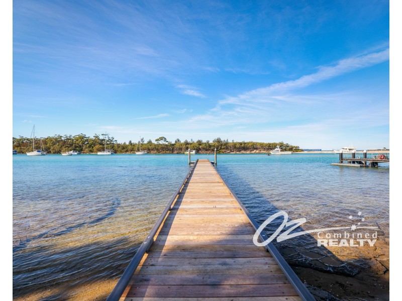 2 Admiralty Crescent, Huskisson NSW 2540