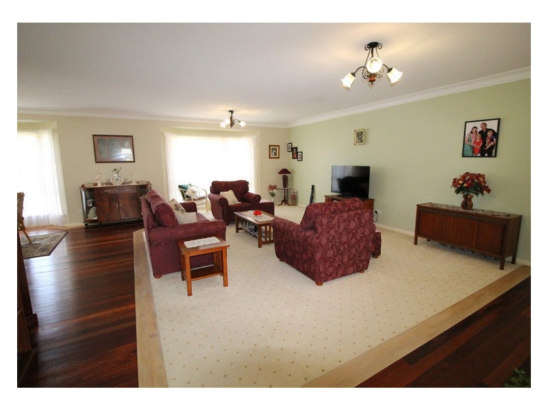 21 Nulla Place, St Georges Basin NSW 2540