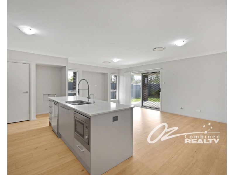 6 Compass Street, Vincentia NSW 2540