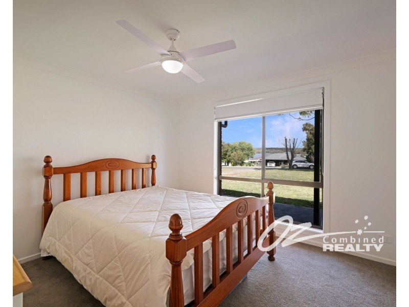 81 Basin View Parade, Basin View NSW 2540