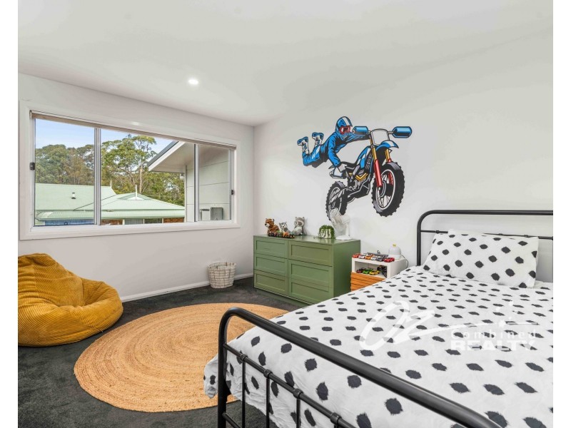 12 Park Road, St Georges Basin NSW 2540