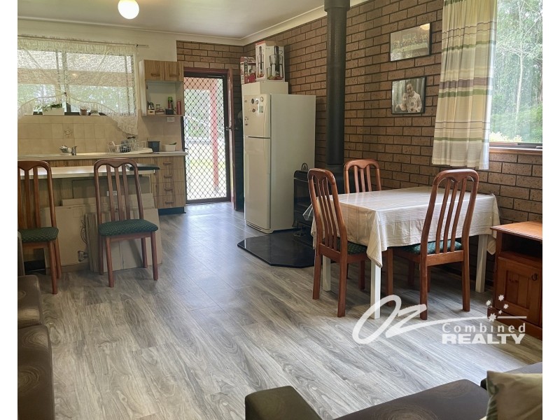 7 Goodland Road, Woollamia NSW 2540