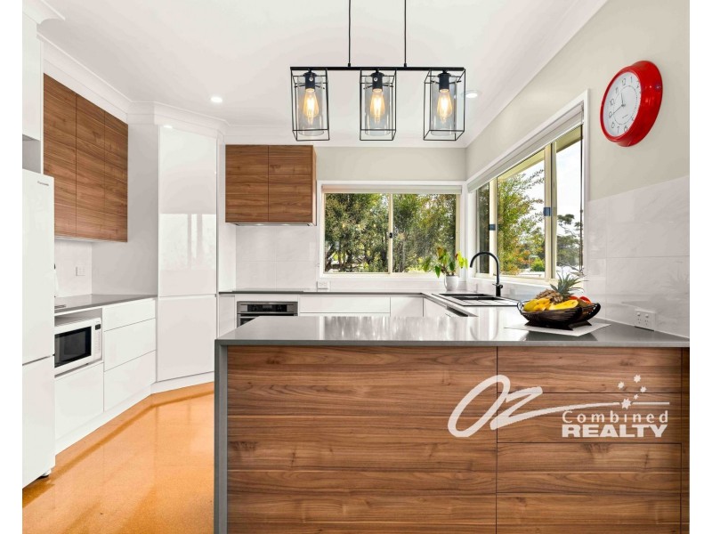 7 Admiralty Crescent, Huskisson NSW 2540