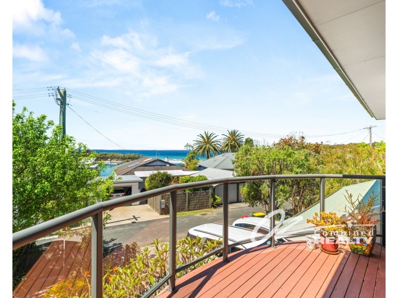 7 Admiralty Crescent, Huskisson NSW 2540