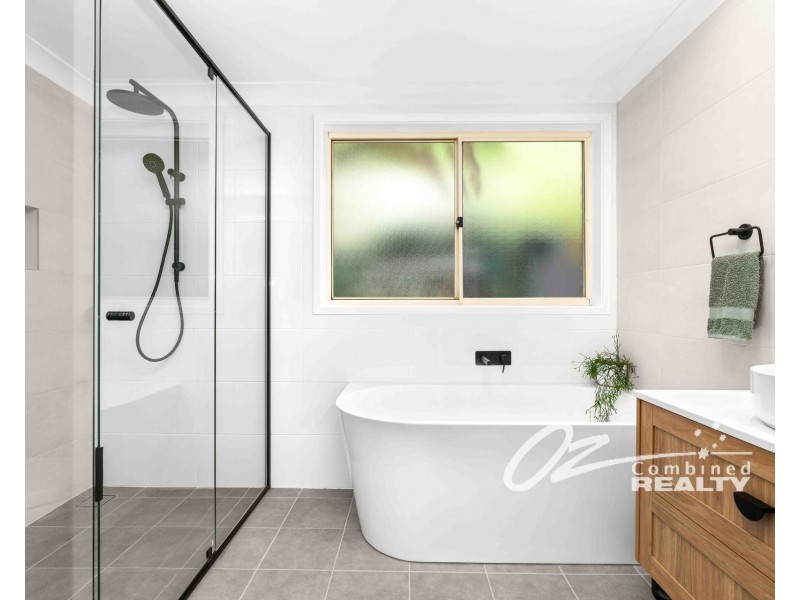 7 Admiralty Crescent, Huskisson NSW 2540
