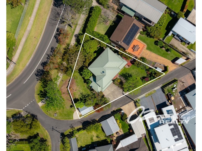 7 Admiralty Crescent, Huskisson NSW 2540