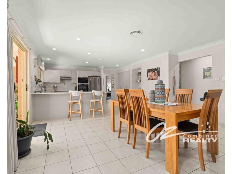 17 Elanora Parade, Basin View NSW 2540