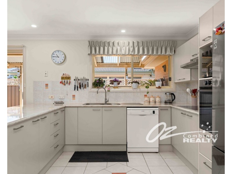17 Elanora Parade, Basin View NSW 2540