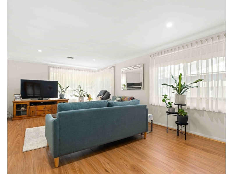 17 Elanora Parade, Basin View NSW 2540