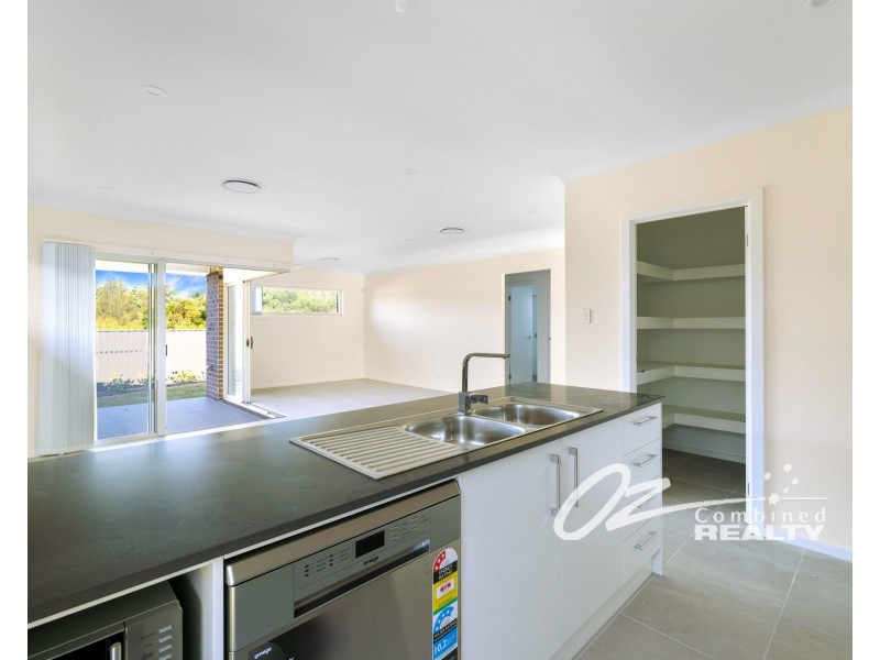 160B Larmer Avenue, Sanctuary Point NSW 2540