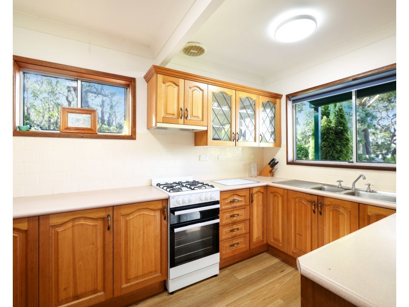 20 Coulon Street, Woollamia NSW 2540