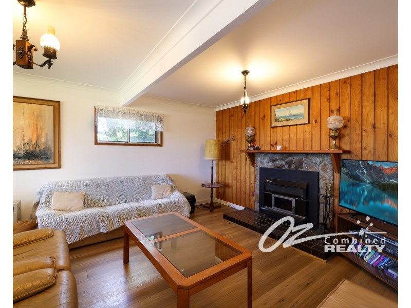 20 Coulon Street, Woollamia NSW 2540
