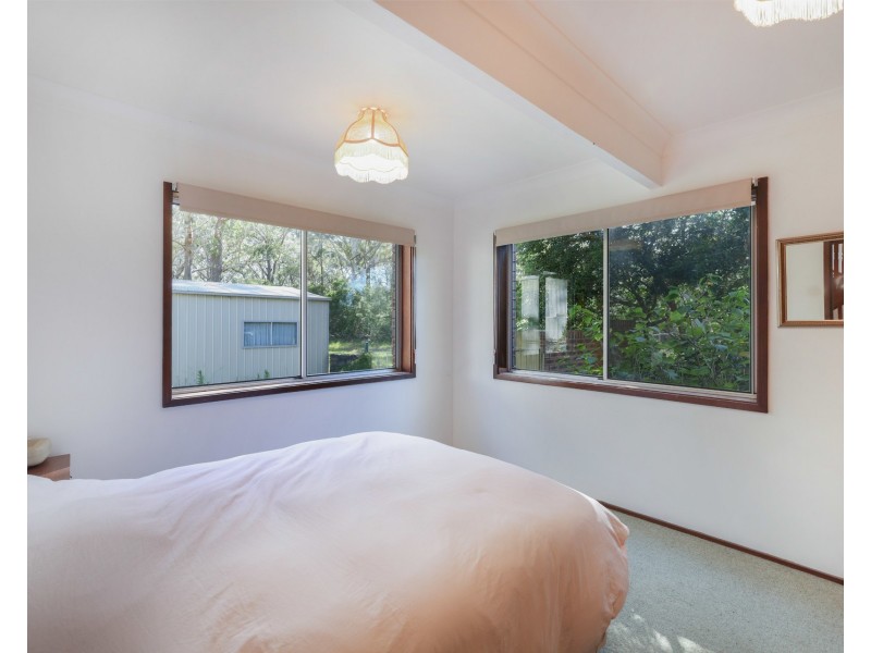 20 Coulon Street, Woollamia NSW 2540