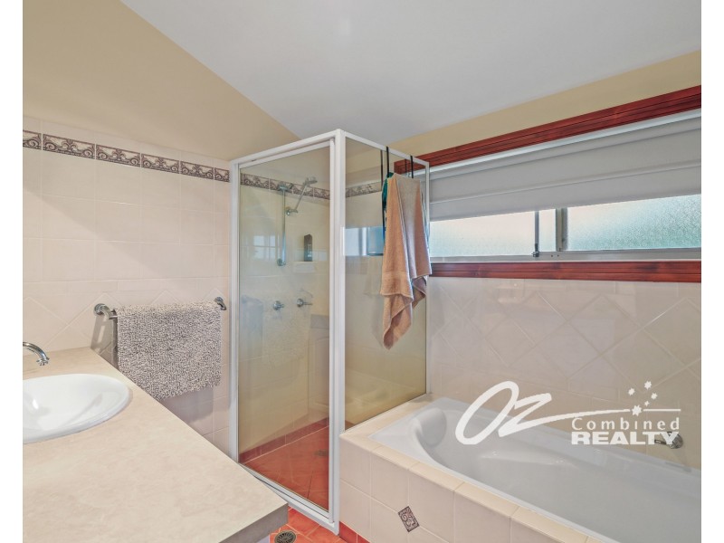 1 Tasman Road, St Georges Basin NSW 2540