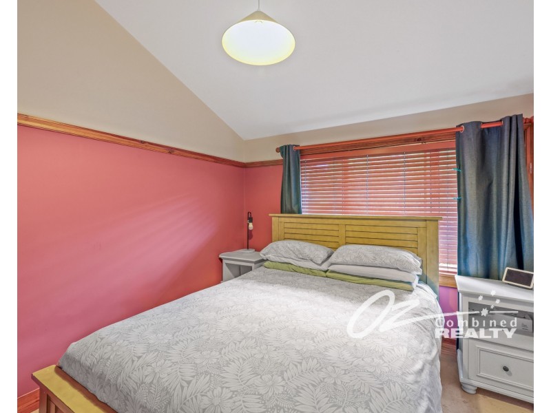 1 Tasman Road, St Georges Basin NSW 2540