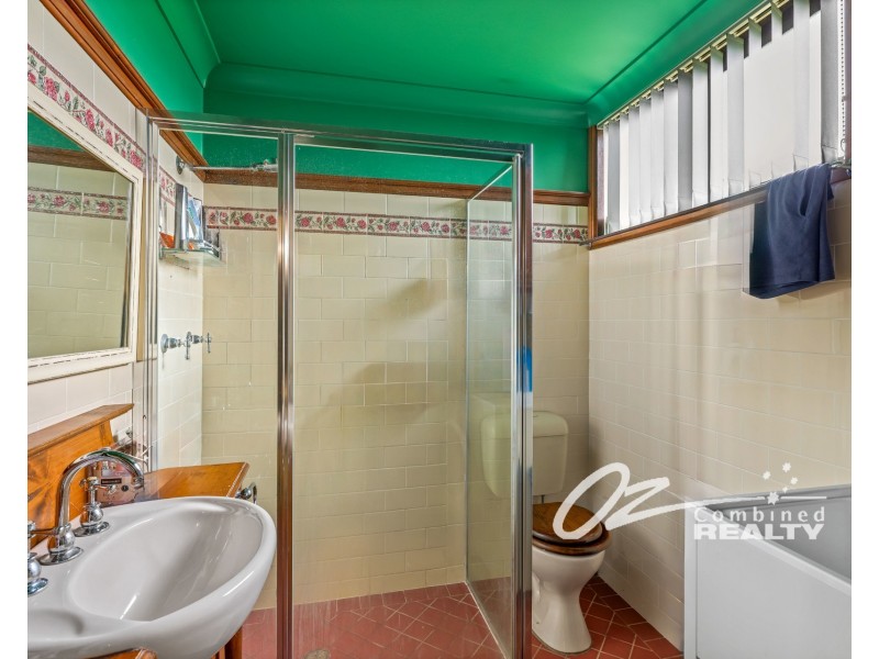 1 Tasman Road, St Georges Basin NSW 2540
