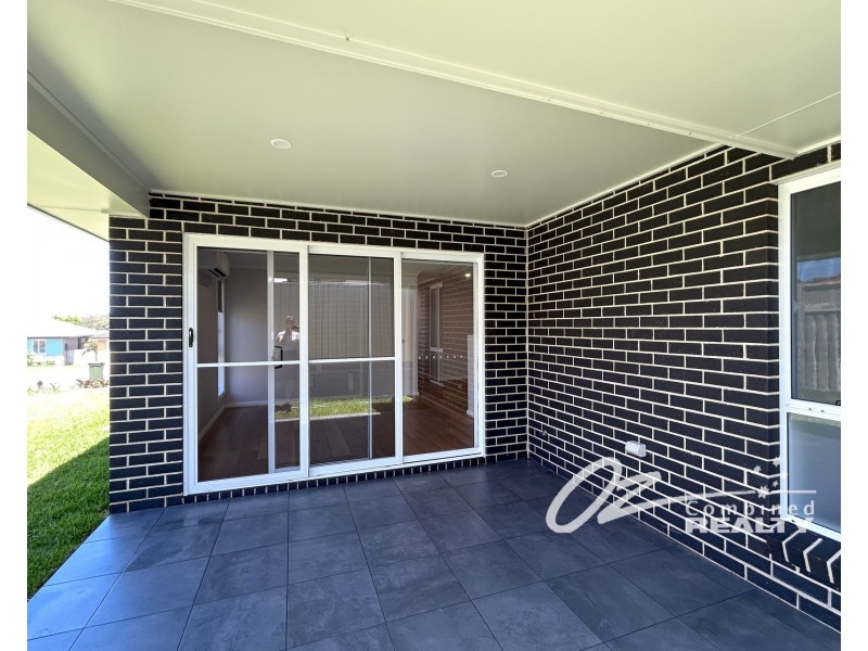 11 Yallara Crescent, Sanctuary Point NSW 2540