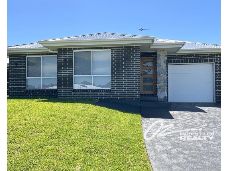 11 Yallara Crescent, Sanctuary Point NSW 2540