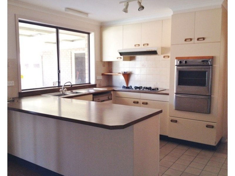 14 Waratah Crescent, Sanctuary Point NSW 2540