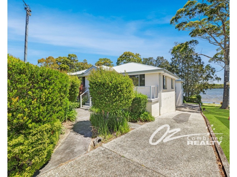 21 Lachlan Crescent, St Georges Basin NSW 2540