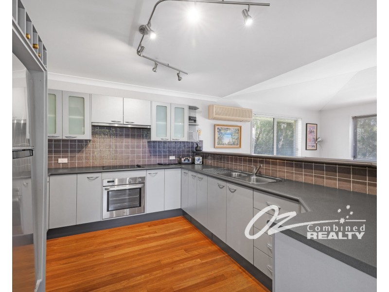 21 Lachlan Crescent, St Georges Basin NSW 2540