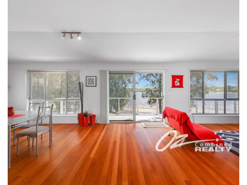 21 Lachlan Crescent, St Georges Basin NSW 2540