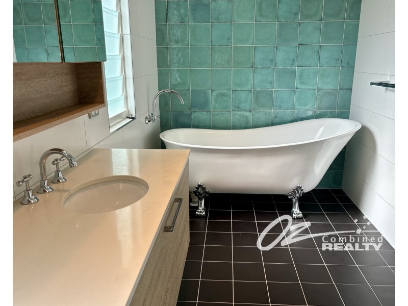 64 Greville Avenue, Sanctuary Point NSW 2540