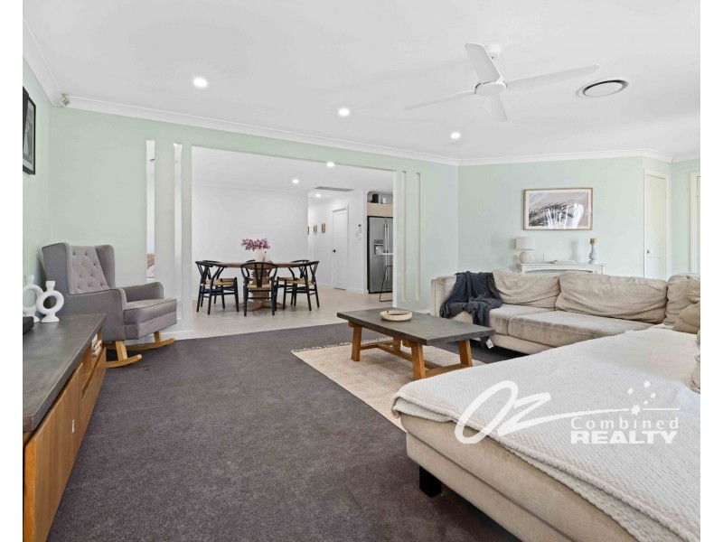 6 Maxwell Crescent, Sanctuary Point NSW 2540
