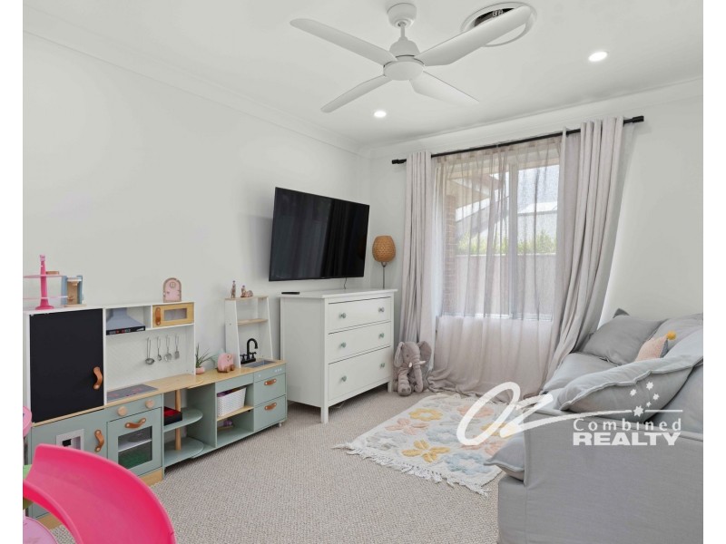 6 Maxwell Crescent, Sanctuary Point NSW 2540